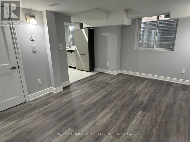 Photo - 224 Fleetwood Dr