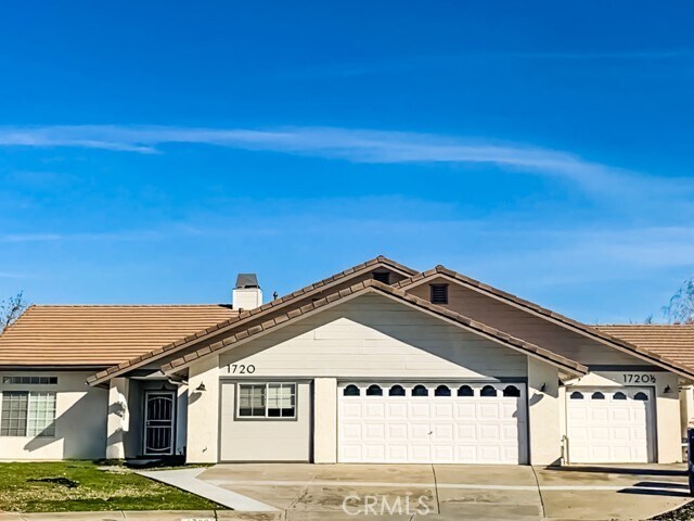 Photo - 1720 Stillwater Ct House