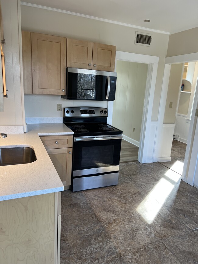 Photo - 63 Wood St Unit 2nd floor 3 bedroom