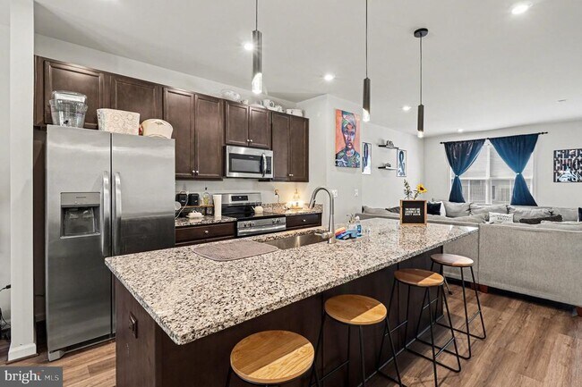 Photo - 4102 Bolton Ct