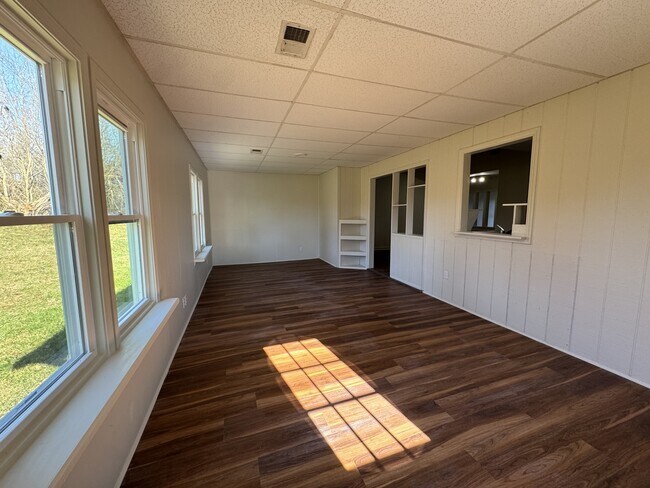 Photo - 317 Briarlea Dr