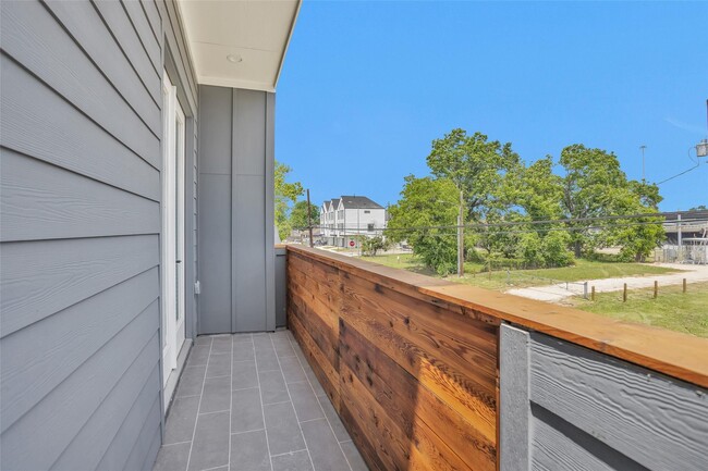 Building Photo - 1616 Euel St