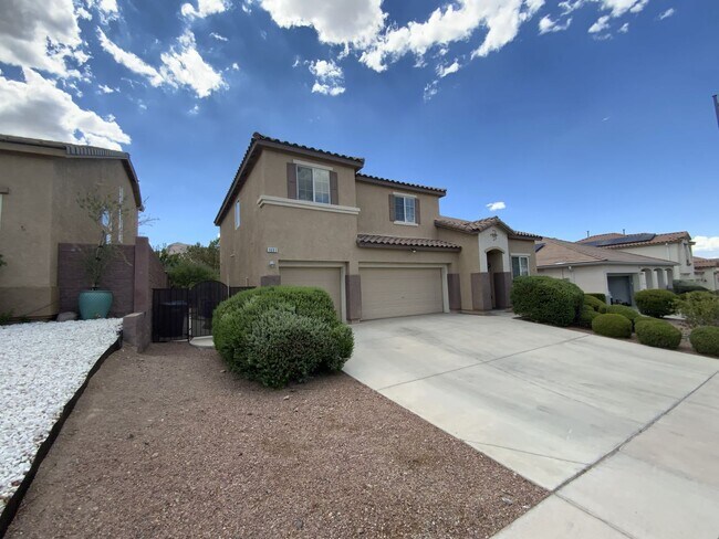 1001 Pleasing Plateau St