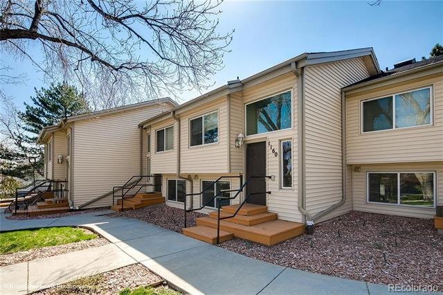 Photo - 1190 Poplar Ave