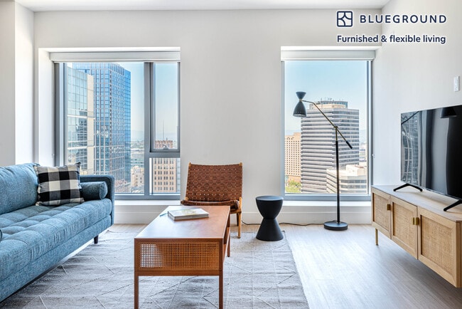 Photo - 447 17th St Unit FL25-ID528