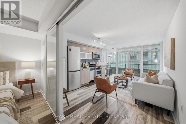 Photo - 36 Lisgar St Unit 518W