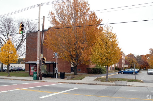 Photo - D'evan Manor