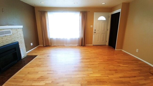 Photo - Three Bedroom Rambler in the North End!