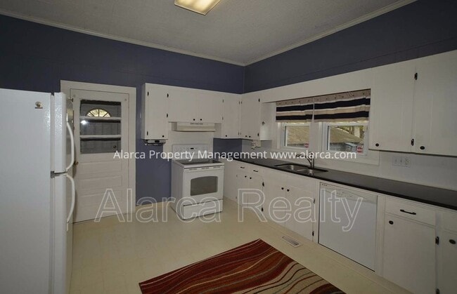 Building Photo - 207 Doster Ave Rental