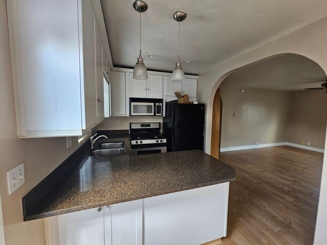 Photo - 320-322 Foothill Blvd Unit 320