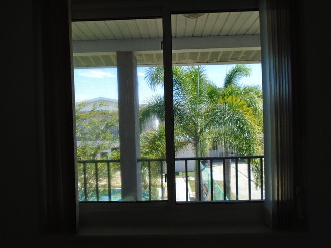 Photo - 3101 Bee Ridge Rd