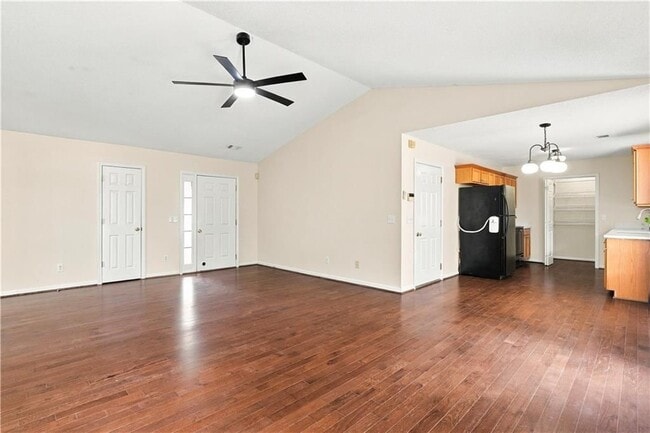 28 Autumn Ridge Dr