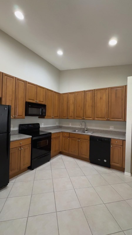 Photo - 8654 Lineyard Cay