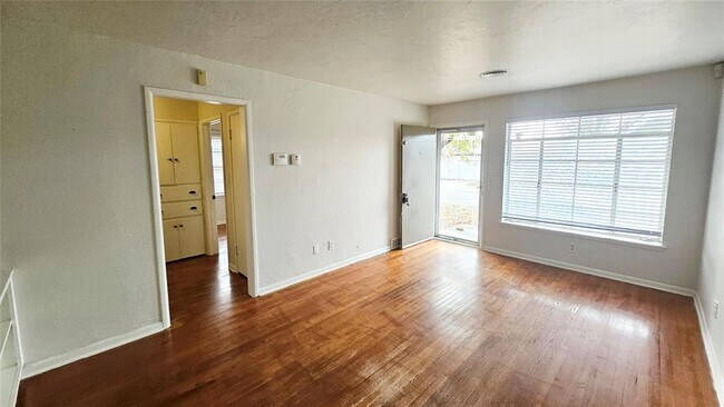 Photo - 2609 NW 49th St