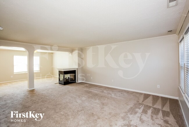 Photo - 7811 Camfield Way