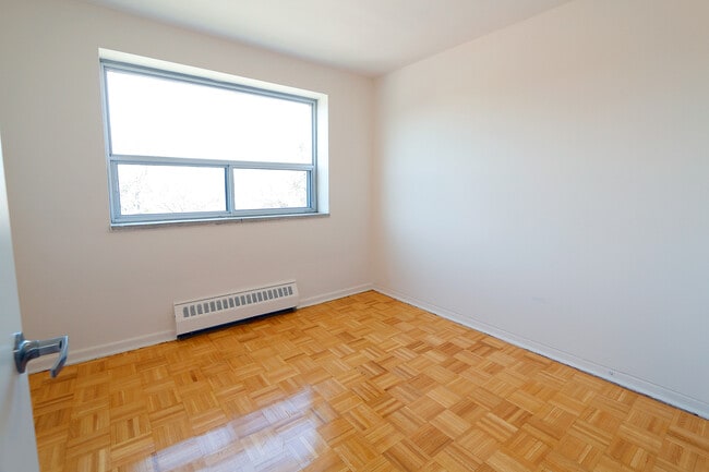 Photo - Nouville Apartments