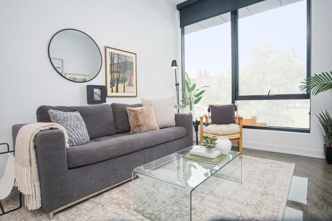 Photo - 1451 S Blue Island Ave