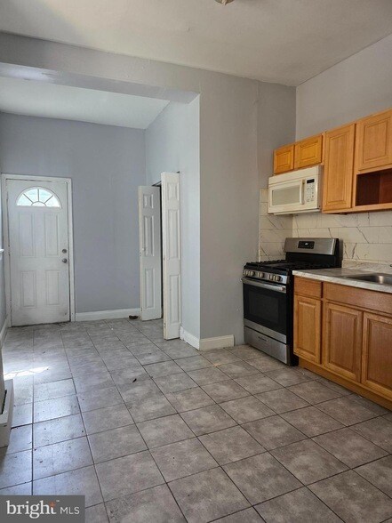 Photo - 3709 N 16th St