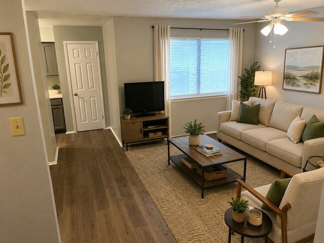 Building Photo - Devine Place Apartments