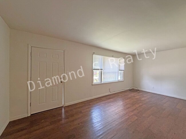 Photo - 3102/3104 N Howard Ave Unit 3104 N Howard Ave