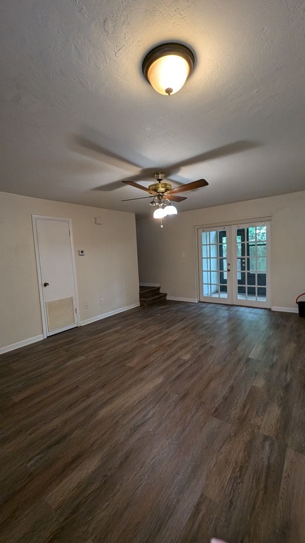 Photo - 2/2.5 Greenleaf