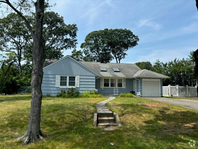 Building Photo - 539 Pine Acres Blvd Rental