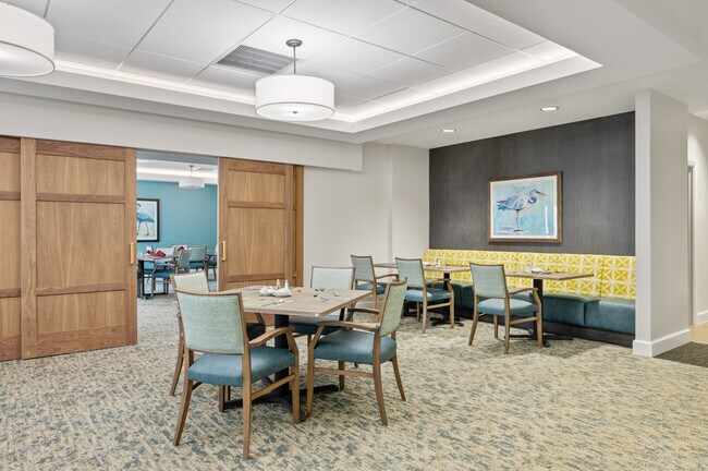 ¡Área de comedor - Verena at Delray