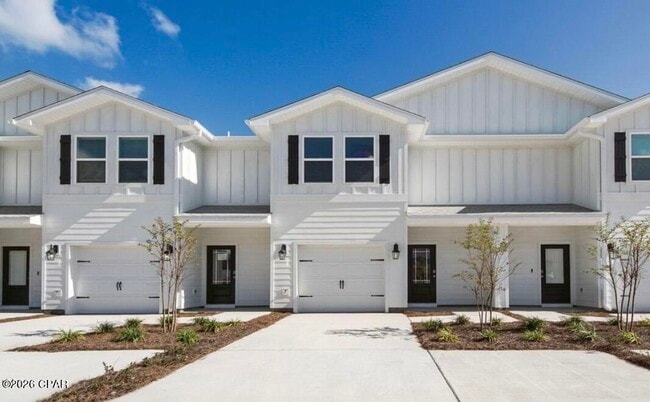 Building Photo - 479 Melrose Wy