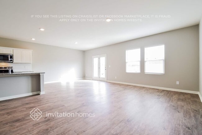 Photo - 386 Cottontail Ln