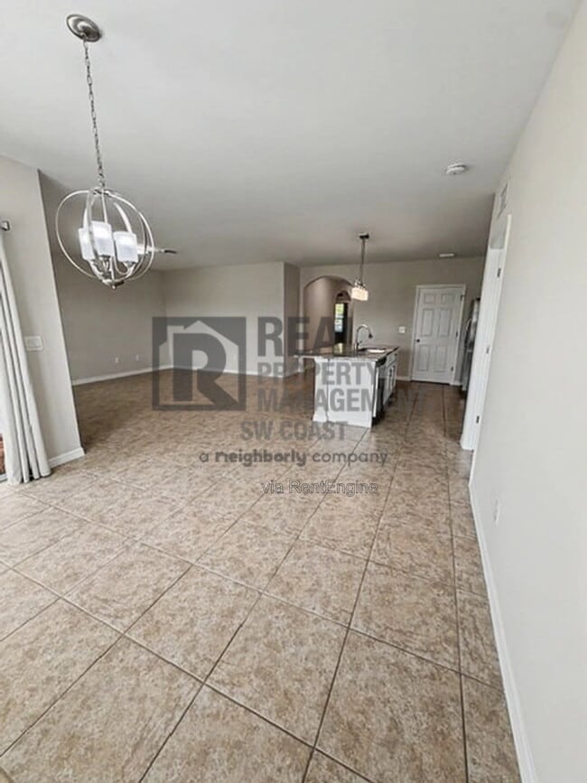 Photo - 7317 Mikasa Dr