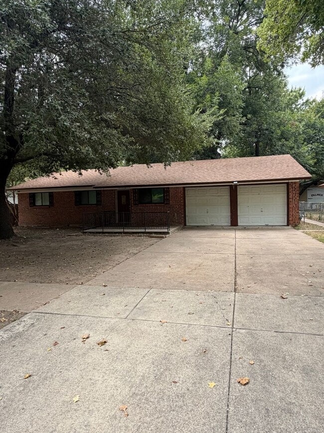Photo - 4040 Driskell Blvd