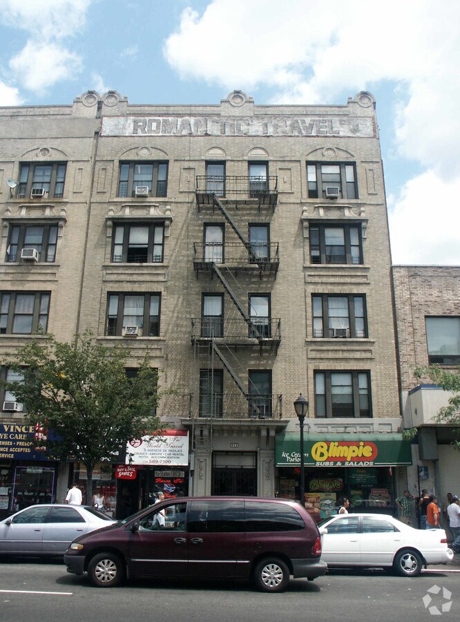 962 Southern Boulevard - 962 Southern Blvd Apartments