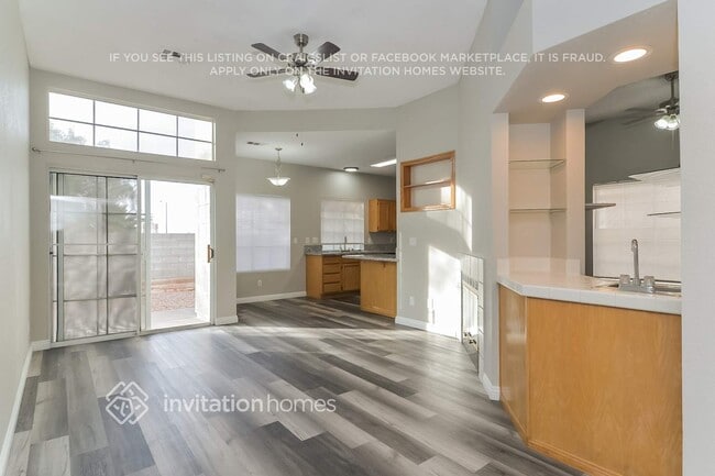 Photo - 436 Tiger Lily Way