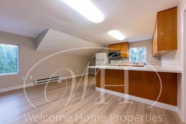 Photo - 115 SE 3rd St Unit 115 SE 3rd St Apt C
