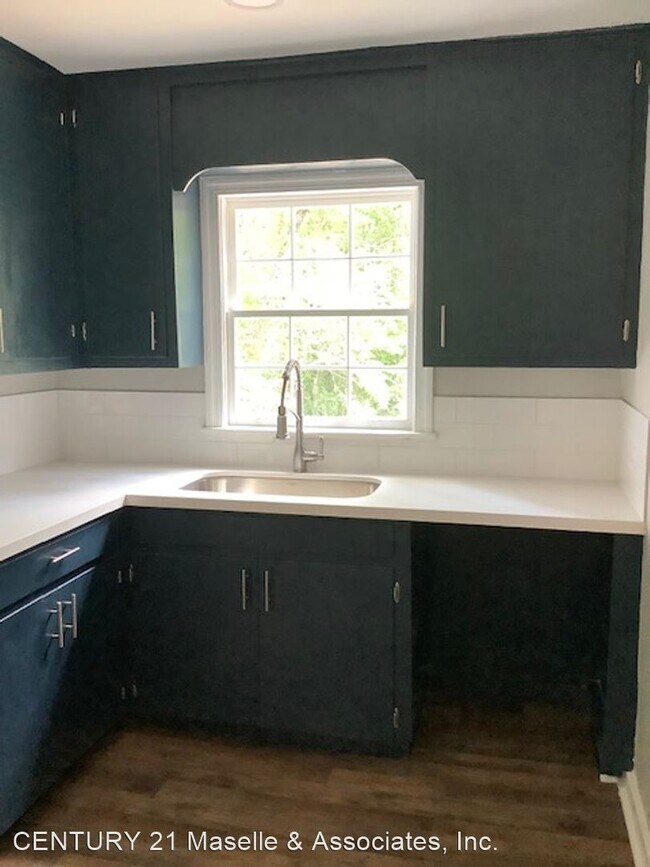 Photo - 4 br, 2 bath House - 618 Launcelot