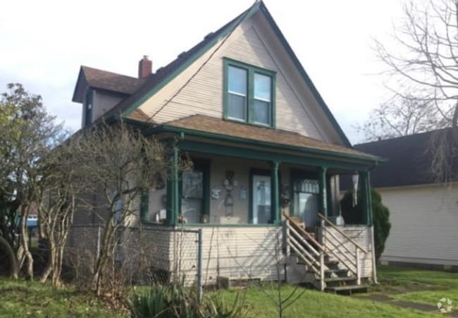 Building Photo - 4 Bedroom Home for Rent!