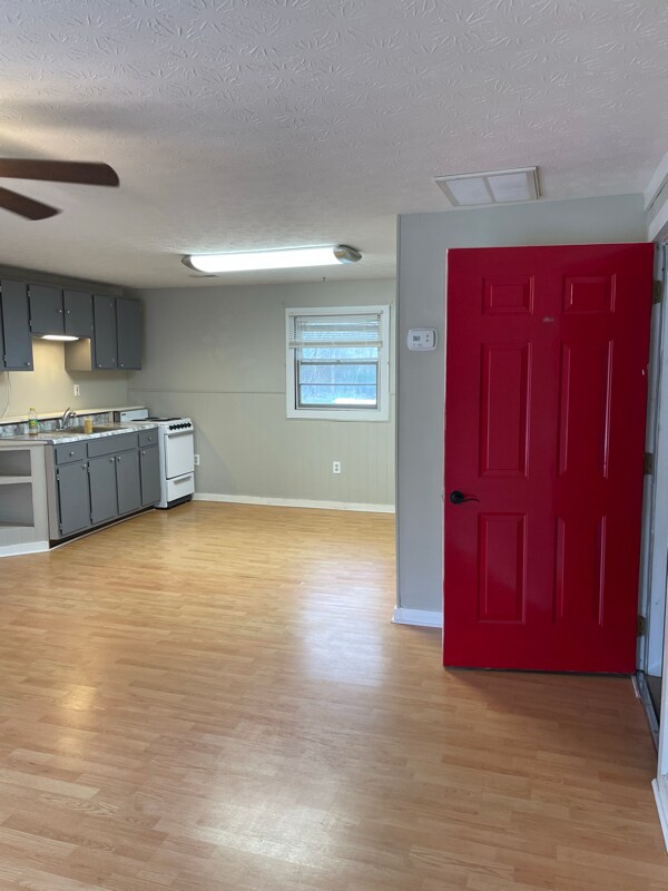 Photo - 799 Haynes Rd Unit A