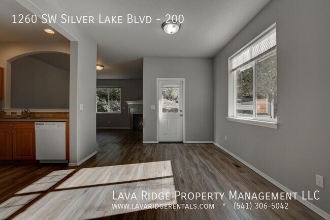 Photo - 1260 SW Silver Lake Blvd Unit 200