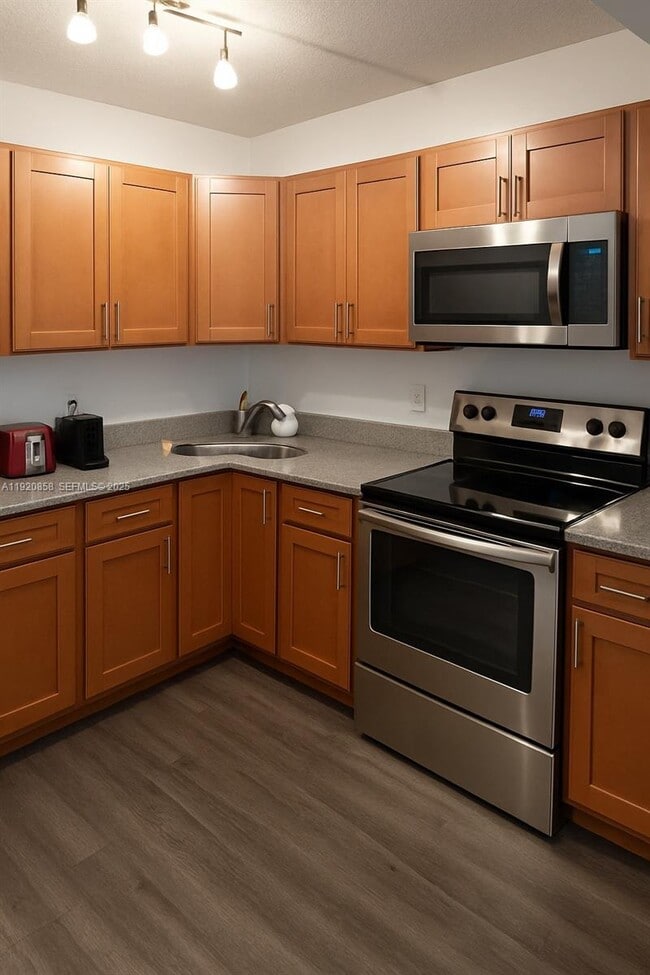 Photo - 4717 Sable Pine Cir Unit A2