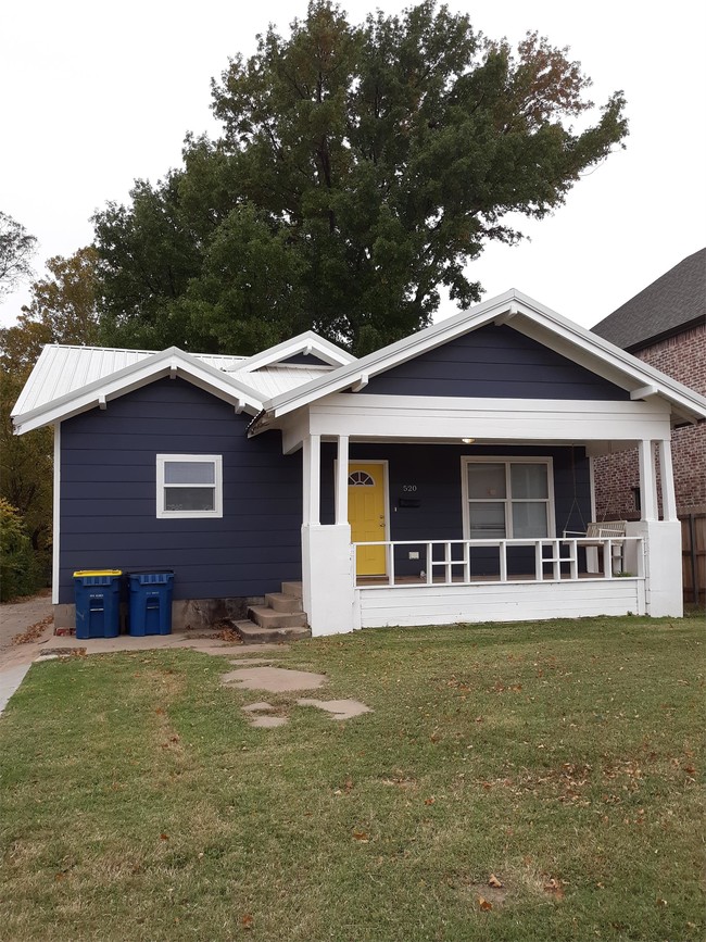 Photo - 520 S Blakely St