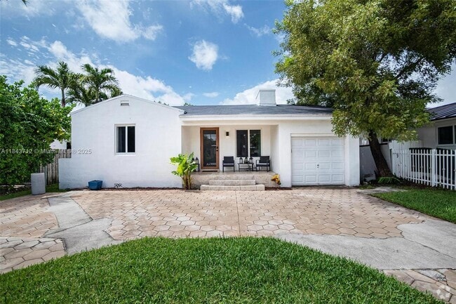 Building Photo - 2350 SW 24th Ter Rental