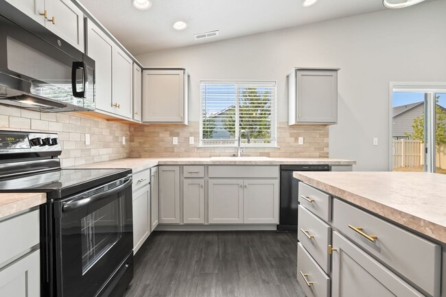 Photo - Gorgeous Single Level 4bd/2ba Kuna Home