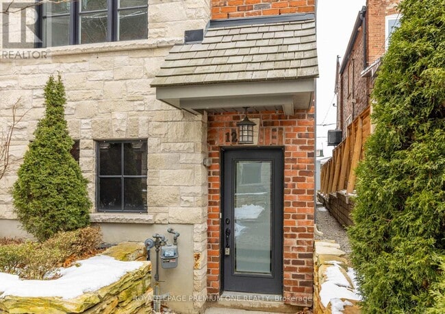 Photo - 1145 Ossington Ave