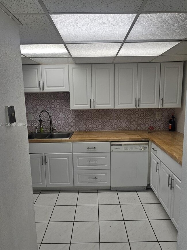 Photo - 10000 NW 80th Ct Unit 2430