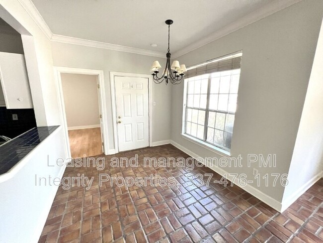 Photo - 710 E Boyd Dr