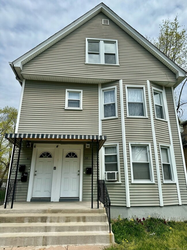 Photo - 61 Fairfield St Apartment Unit 3