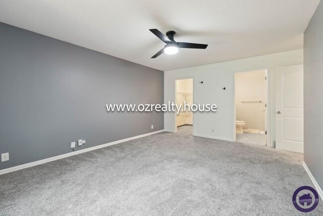 Photo - 5537 Willowood Ct