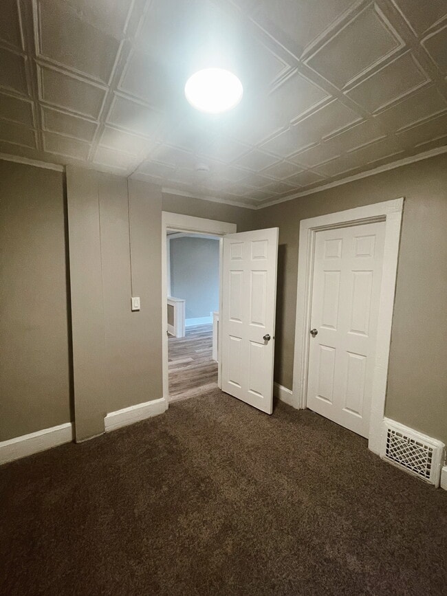 Photo - 1115 William St Unit 1