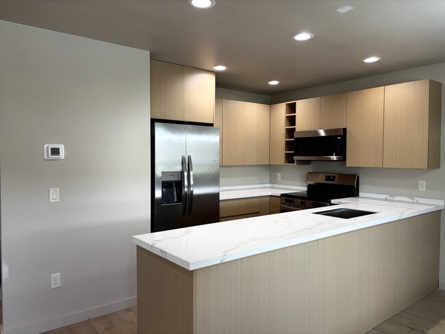 Photo - 1414 Silver Cir Unit 3