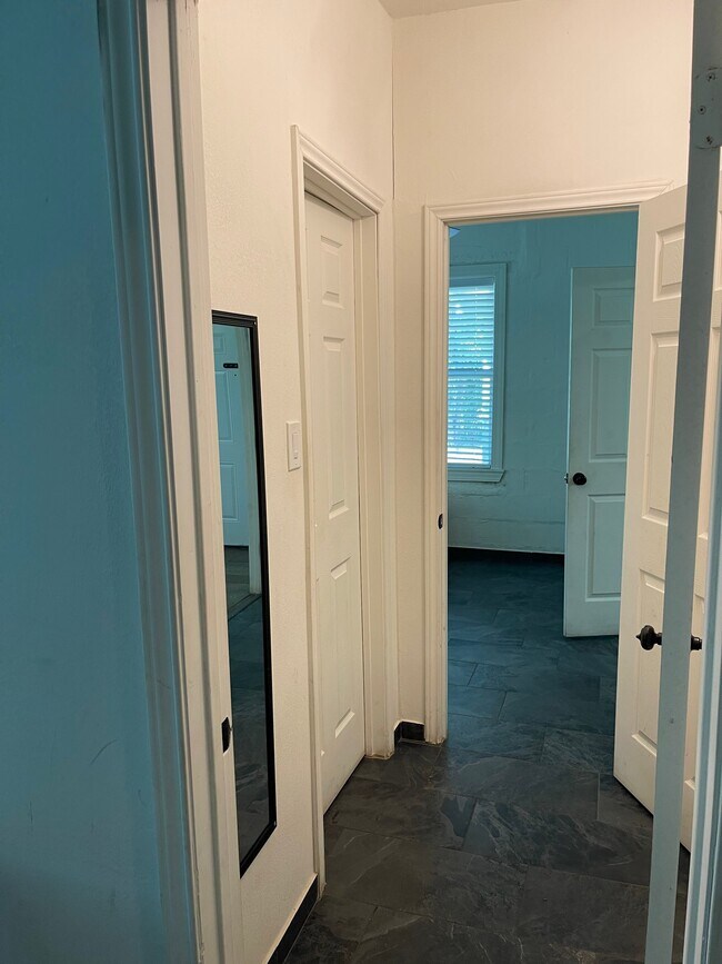 210 Roesler Rd